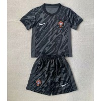 Camisa de time de futebol Portugal Goleiro Replicas 1º Equipamento Infantil Europeu 2024 Manga Curta (+ Calças curtas)